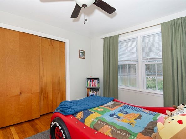 55 Pommogussett Rd, Rutland MA 01543