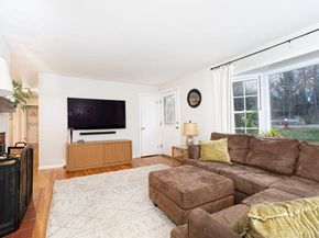 55 Pommogussett Rd, Rutland MA 01543