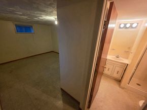 78 Cushing Rd, Malden MA 02148