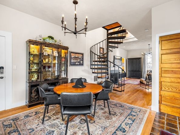 145 Federal St 3, Salem MA 01970