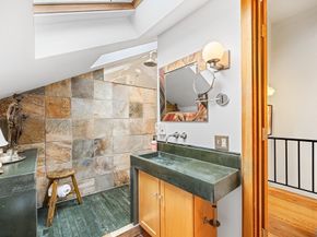 145 Federal St 3, Salem MA 01970