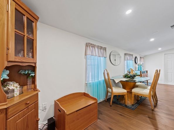 23 Bennett Lane, Lancaster MA 01523