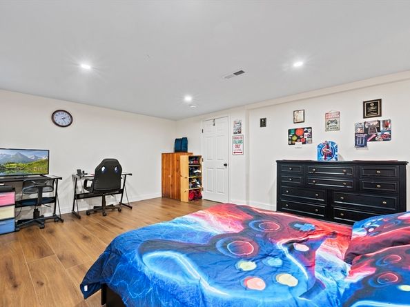 23 Bennett Lane, Lancaster MA 01523