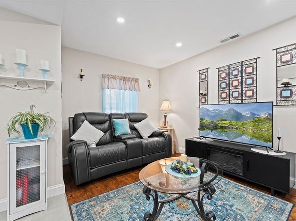 23 Bennett Lane, Lancaster MA 01523