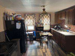 163 Bridge St, Gardner MA 01440