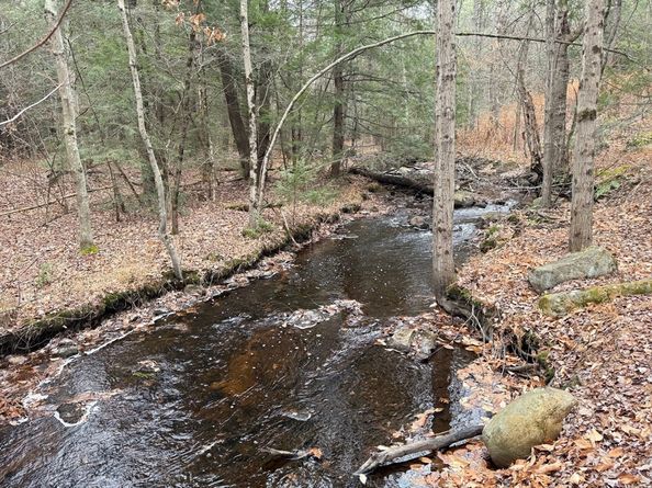 163 Bridge St, Gardner MA 01440