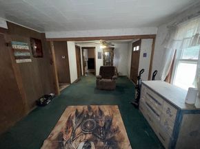 163 Bridge St, Gardner MA 01440