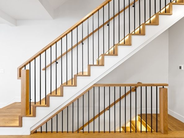 27-29 Indiana Terrace 29, Newton MA 02464