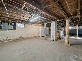 578 Plain St, Brockton MA 02302