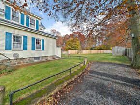 578 Plain St, Brockton MA 02302