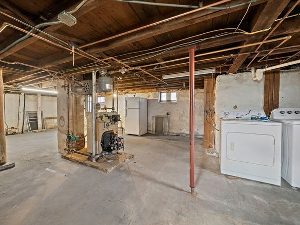 578 Plain St, Brockton MA 02302