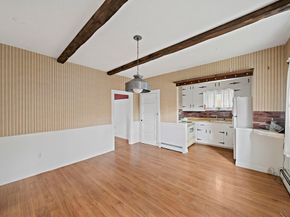 578 Plain St, Brockton MA 02302