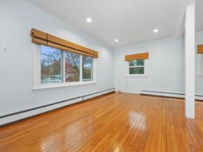 28 Hillcrest St, Waltham MA 02451