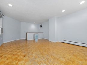 28 Hillcrest St, Waltham MA 02451