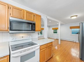 28 Hillcrest St, Waltham MA 02451