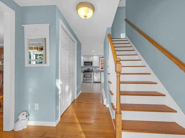 21 Wildbrook Dr, Rutland MA 01543