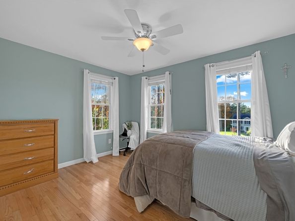 21 Wildbrook Dr, Rutland MA 01543