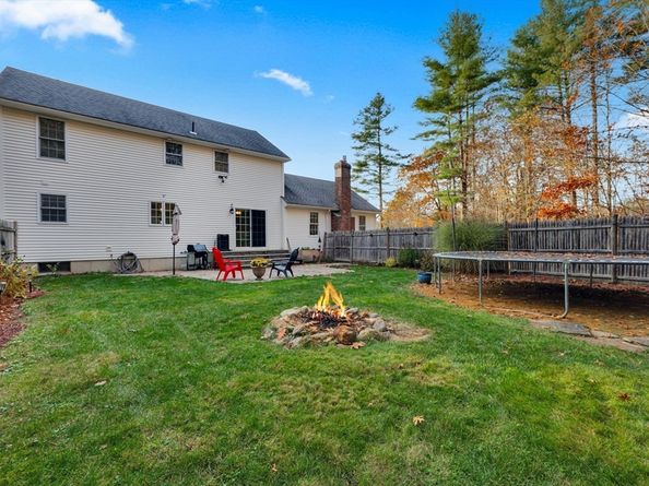 21 Wildbrook Dr, Rutland MA 01543