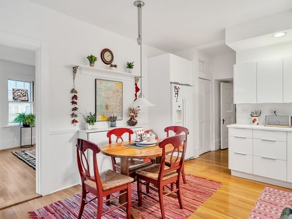 86 Avon Hill St, Cambridge MA 02140