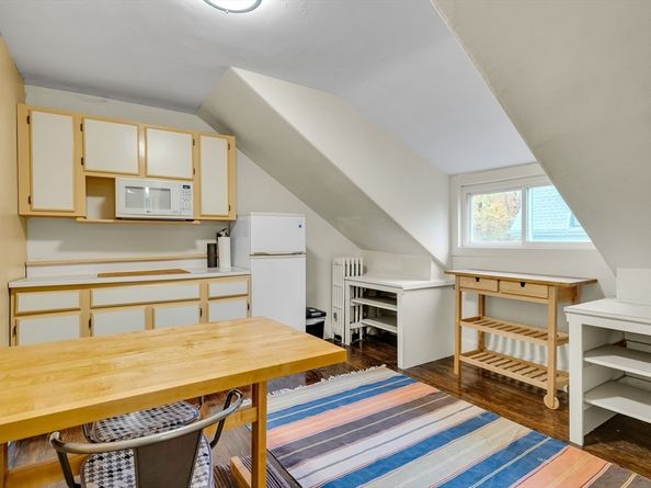 86 Avon Hill St, Cambridge MA 02140