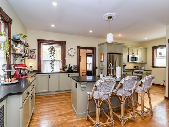 16 Alexander St, Framingham MA 01702