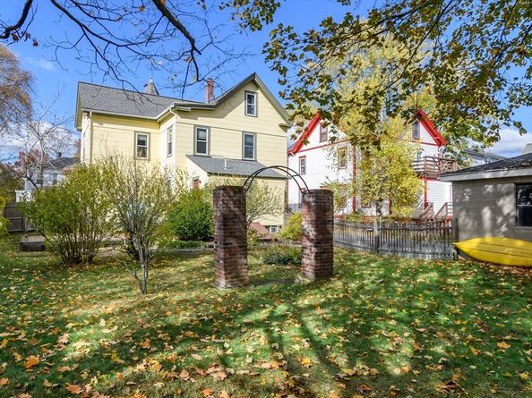 16 Alexander St, Framingham MA 01702