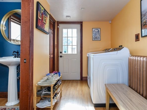 16 Alexander St, Framingham MA 01702