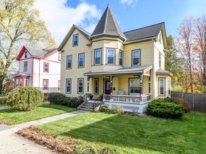 16 Alexander St, Framingham MA 01702