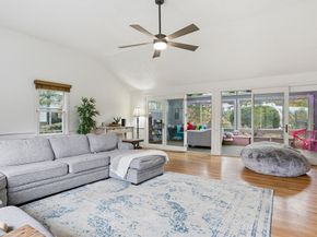 24 Angelica Dr, Framingham MA 01701