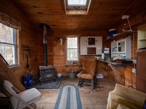 231 Chamberlain Hill Rd, Barre MA 01005