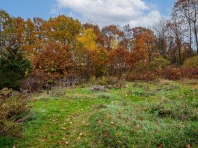 231 Chamberlain Hill Rd, Barre MA 01005