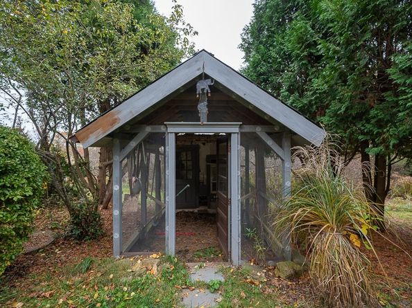 231 Chamberlain Hill Rd, Barre MA 01005