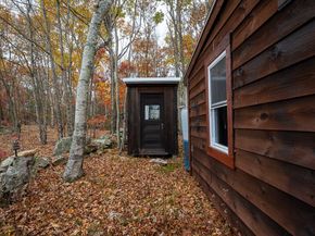 231 Chamberlain Hill Rd, Barre MA 01005