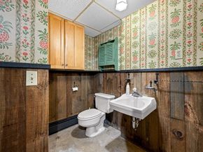 231 Chamberlain Hill Rd, Barre MA 01005