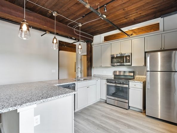 55 Sterling St 212, Clinton MA 01510