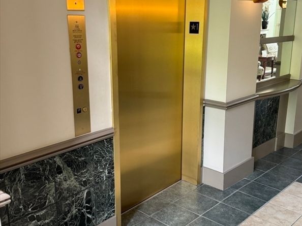 273 Cambridge Rd 202, Woburn MA 01801