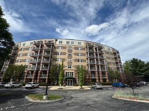 273 Cambridge Rd 202, Woburn MA 01801