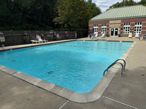 273 Cambridge Rd 202, Woburn MA 01801