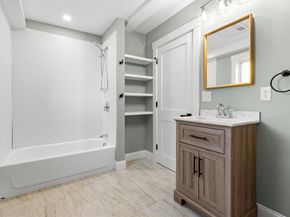 20 Beacon St, Gloucester MA 01930