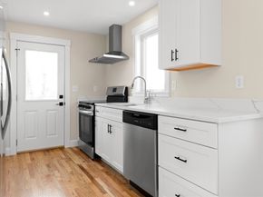 20 Beacon St, Gloucester MA 01930