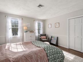 17 Boyden Rd, Medfield MA 02052