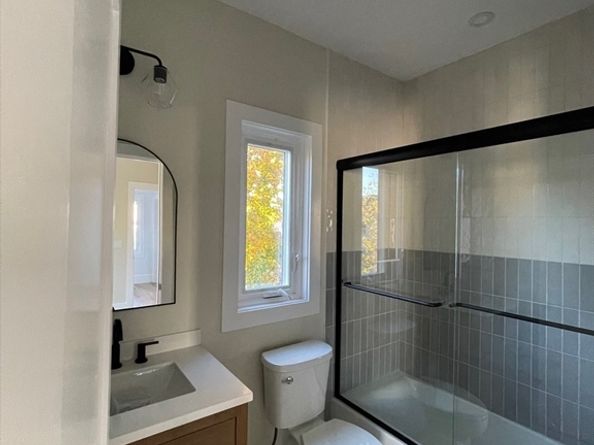 35 Richardson St 4, Somerville MA 02145