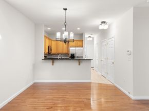 22 Broadmoor Ln 22, Peabody MA 01960