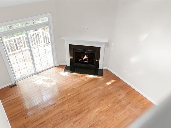 22 Broadmoor Ln 22, Peabody MA 01960