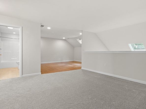 22 Broadmoor Ln 22, Peabody MA 01960