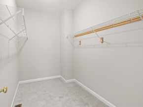 22 Broadmoor Ln 22, Peabody MA 01960