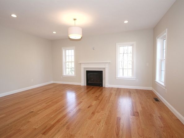 28 Forest Hill Dr., Rutland MA 01543