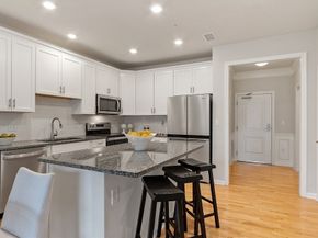 401 Emery Ln 104, Sudbury MA 01776