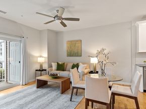 401 Emery Ln 104, Sudbury MA 01776