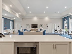 401 Emery Ln 104, Sudbury MA 01776